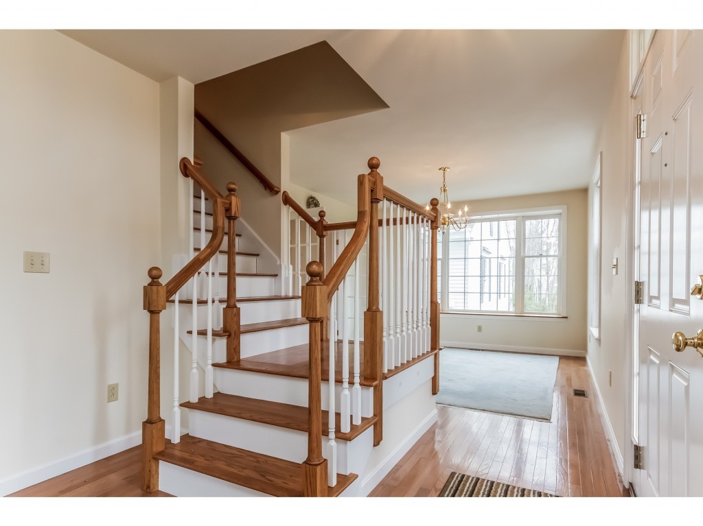 157 Carriage Road New Boston, NH 03070 - Photo 4 of 30