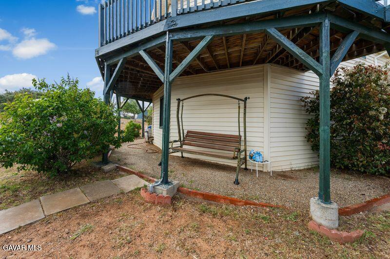 17041 Summers Drive Tehachapi, CA 93561 - Photo 30 of 41 32