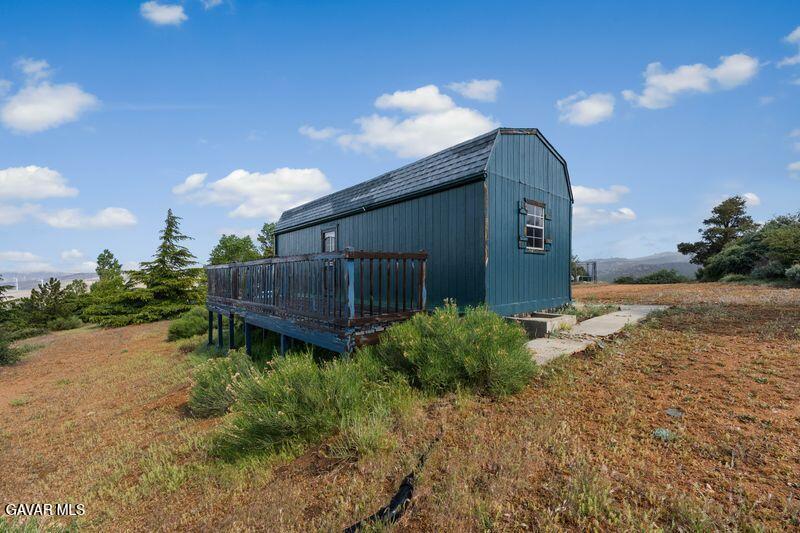 17041 Summers Drive Tehachapi, CA 93561 - Photo 37 of 41 38