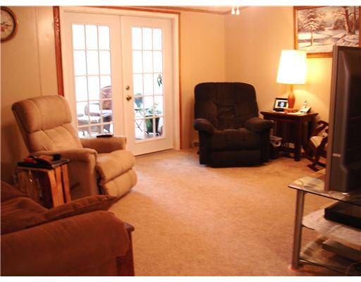 148 Gibson Hill Road Georgetown, PA 15043 - Photo 10 of 16 Living Room.