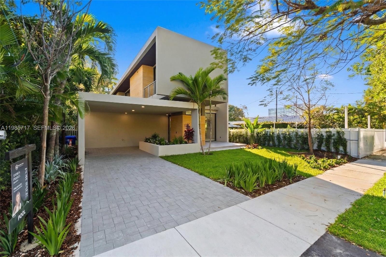 234 Southwest 22nd Road Miami, FL 33129 - Photo 3 of 94