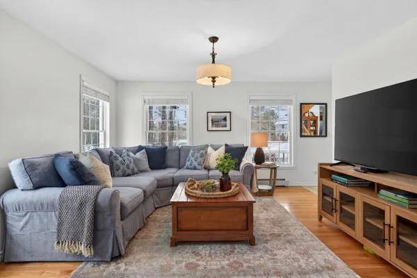 $900,000 | 59 Astilbe Lane, Yarmouth, ME 04096