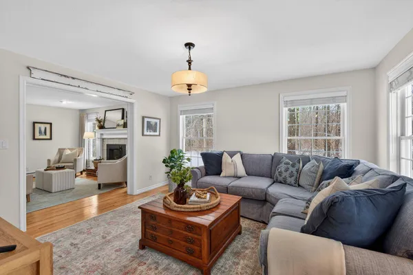 $900,000 | 59 Astilbe Lane, Yarmouth, ME 04096