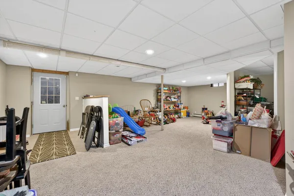 $900,000 | 59 Astilbe Lane, Yarmouth, ME 04096