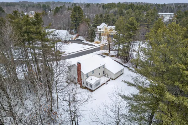$900,000 | 59 Astilbe Lane, Yarmouth, ME 04096
