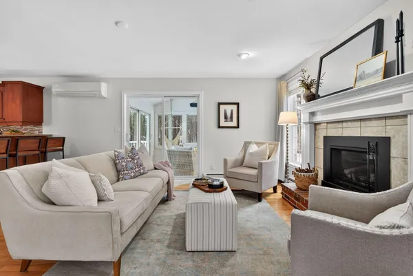 $900,000 | 59 Astilbe Lane, Yarmouth, ME 04096