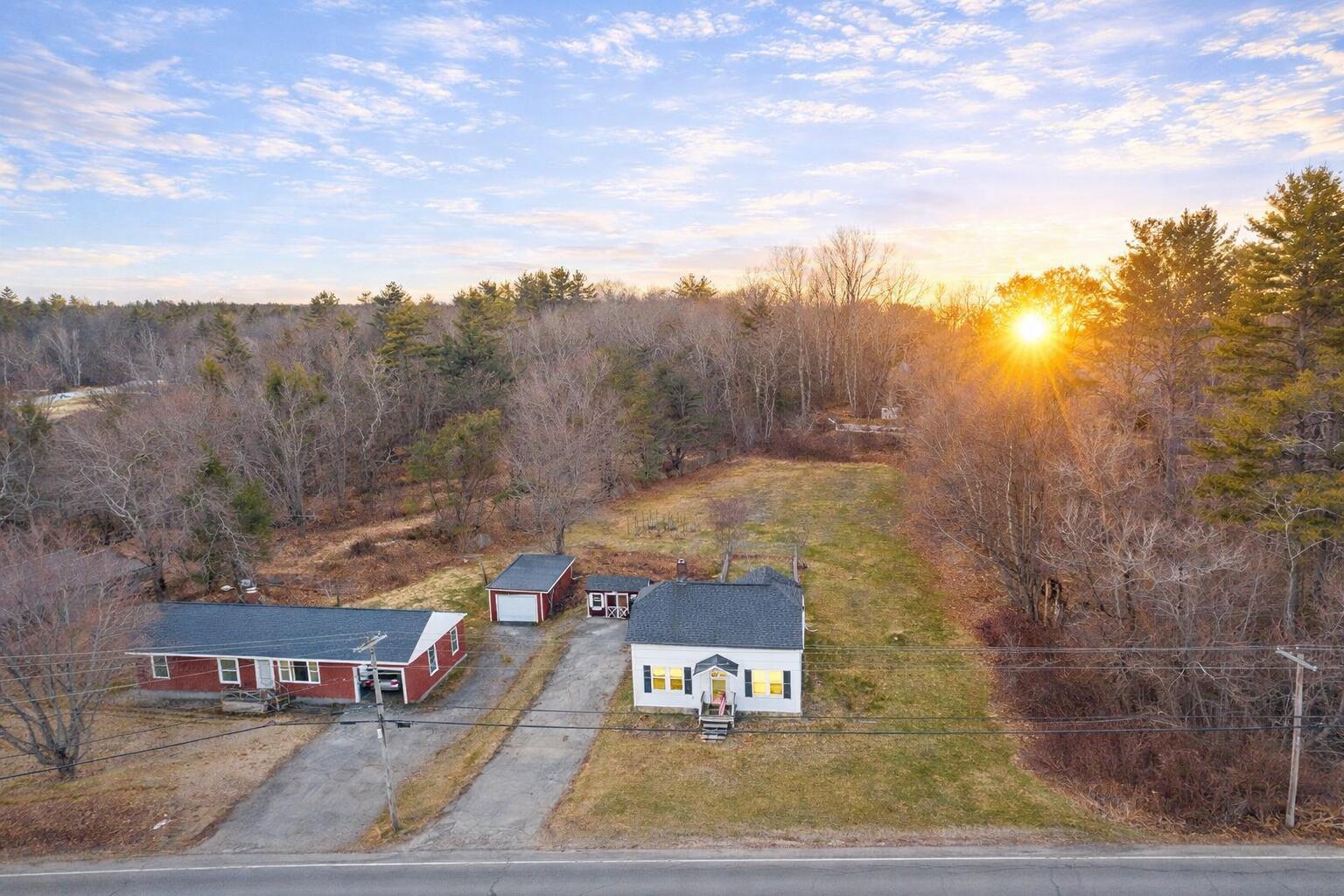 38 Meadow Road Topsham, ME 04086 - Photo 1 of 39 E7C5AFC5-6D4B-44F5-BE32-688D8F0EAD05