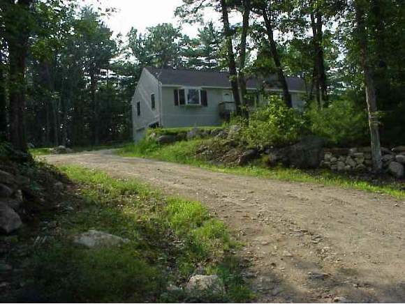 41 Kelliher Road Barrington, NH 03825 - Photo 1 of 8