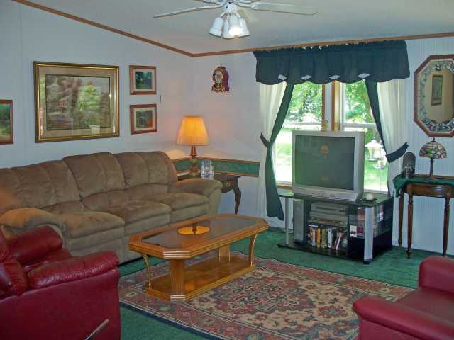 30191 Stage Coach Road Logan, OH 43138 - Photo 4 of 11 Gallery Image 4