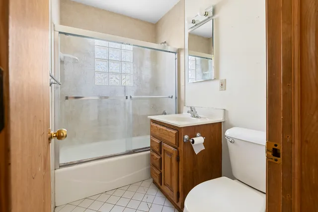 $240,000 | 317 Butterfield Road, North Aurora, IL 60542