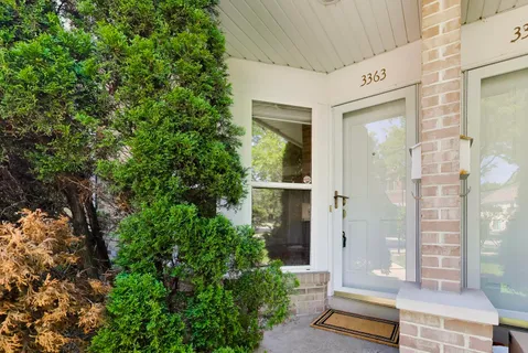 $425,000 | 3363 Church Street, Evanston, IL 60203