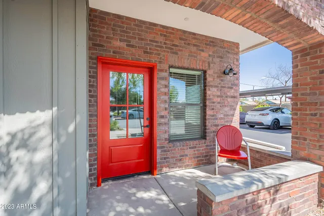 $2,400 | 475 North 9th Street, Unit 106, Phoenix, AZ 85006