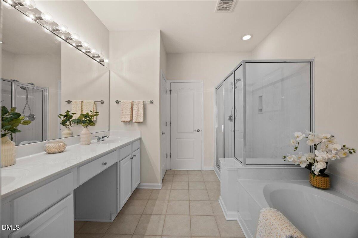 7714 Cloudview Lane Raleigh, NC 27613 - Photo 29 of 59 35-2A1A8388