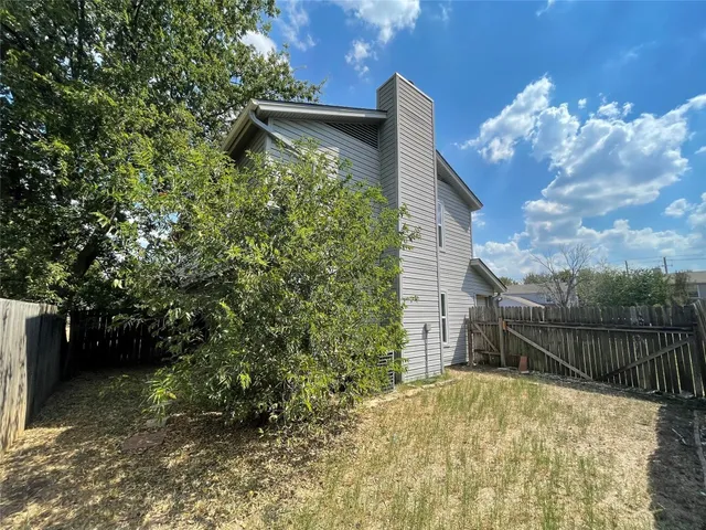 $1,550 | 8810 Springmail Circle, Unit B, Austin, TX 78729
