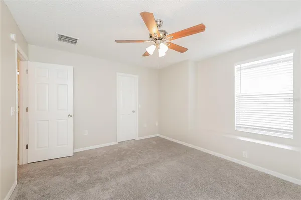 $2,325 | 133 Carlisle Court, Kissimmee, FL 34758