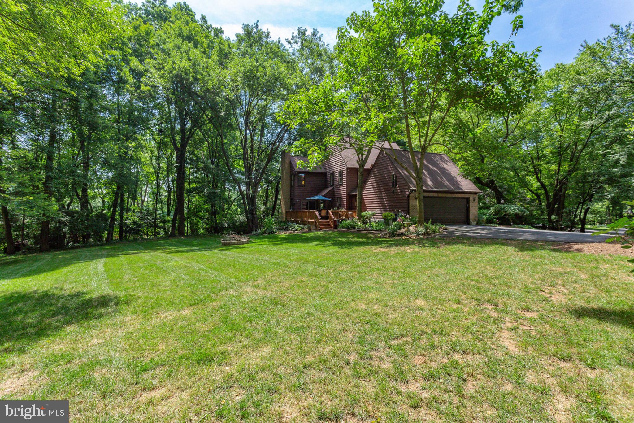 10104 Lawyers Road Vienna, VA 22181 - Photo 44 of 46 Lots of yard space for touch football