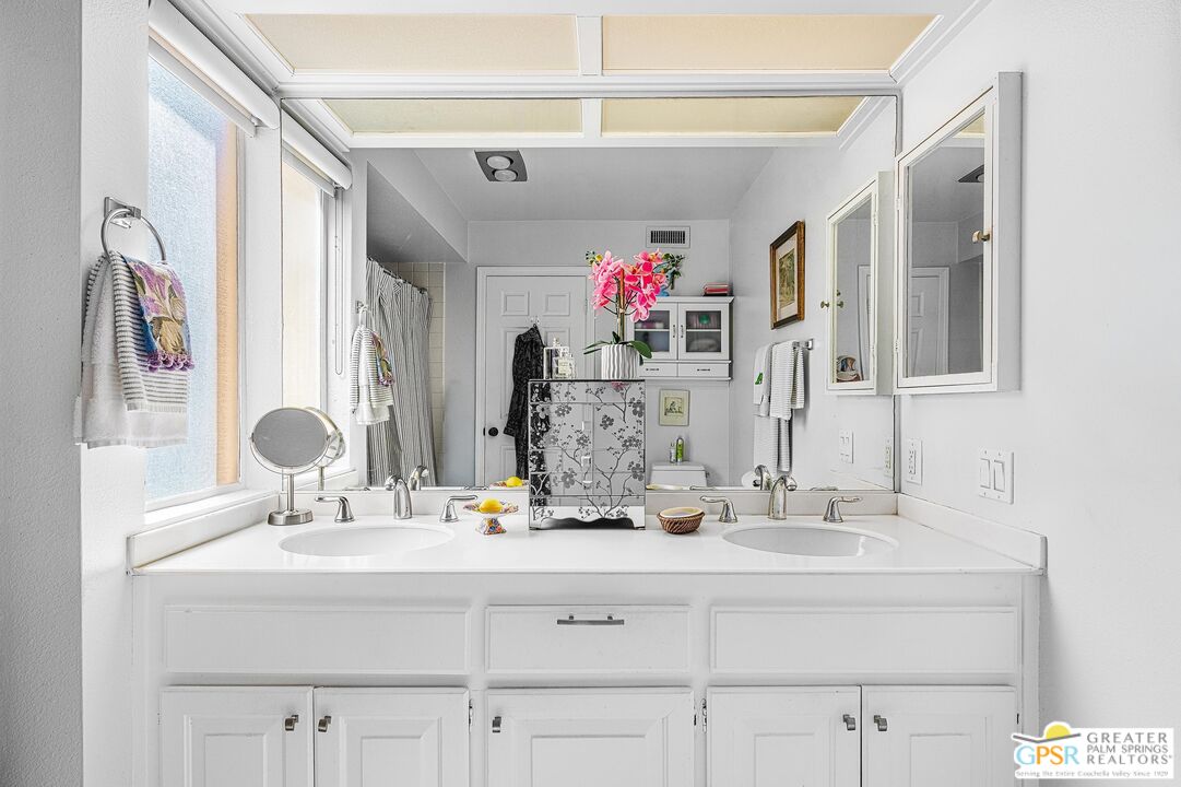 88 Tennis Club Drive Rancho Mirage, CA 92270 - Photo 12 of 33