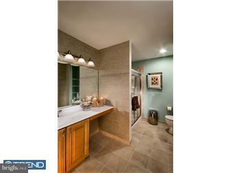 54 Old Cedarbrook Road, Unit 804 Wyncote, PA 19095 - Photo 11 of 12 Bathroom