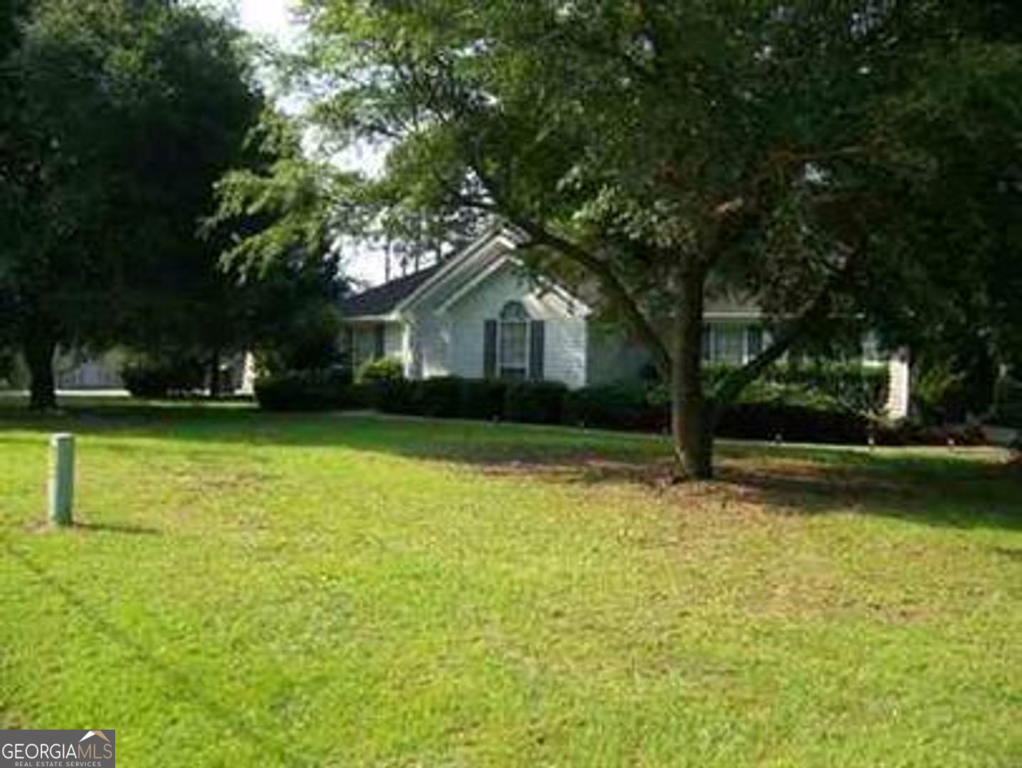 102 Crestview Church Road Warner Robins, GA 31088 - Photo 2 of 19