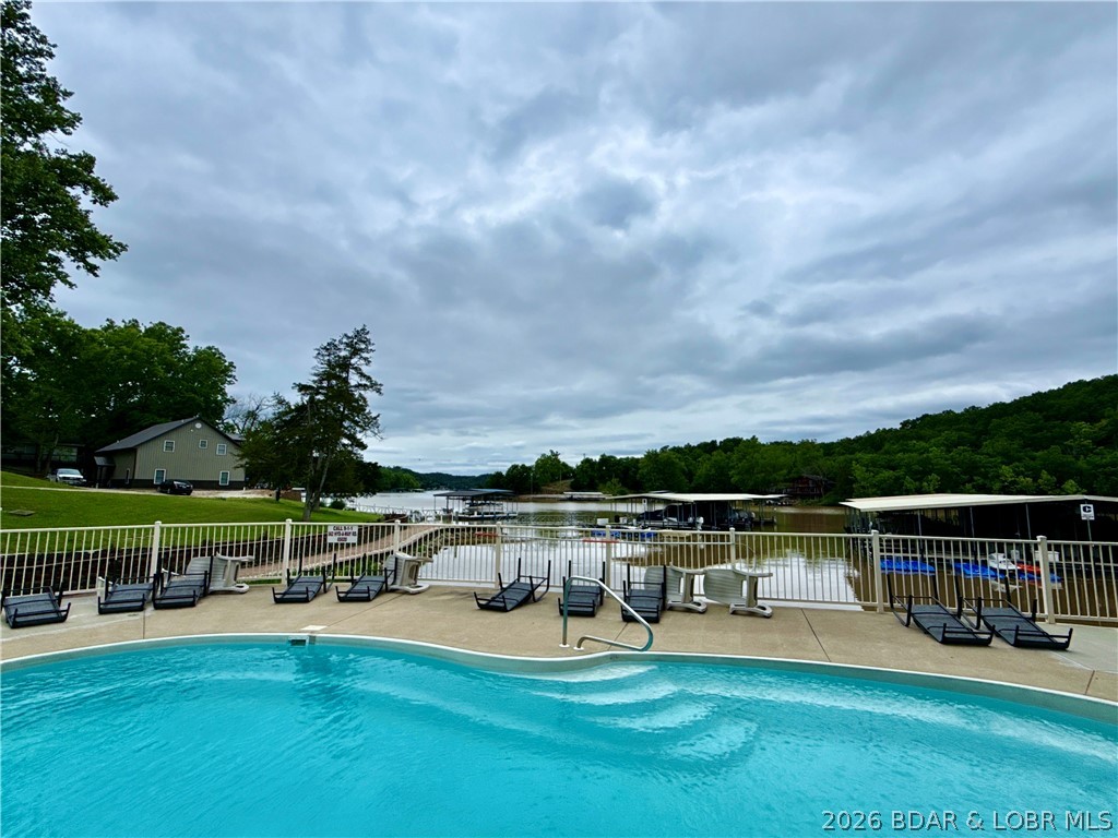 562 Hyd A Way Road, Unit 3E Camdenton, MO 65020 - Photo 28 of 38 Community lakefront pool