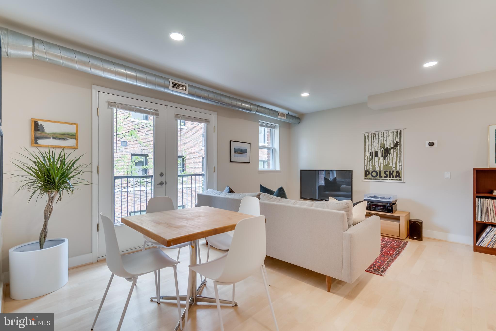 149 W Street Northwest, Unit 23 Washington, DC 20001 - Photo 4 of 21