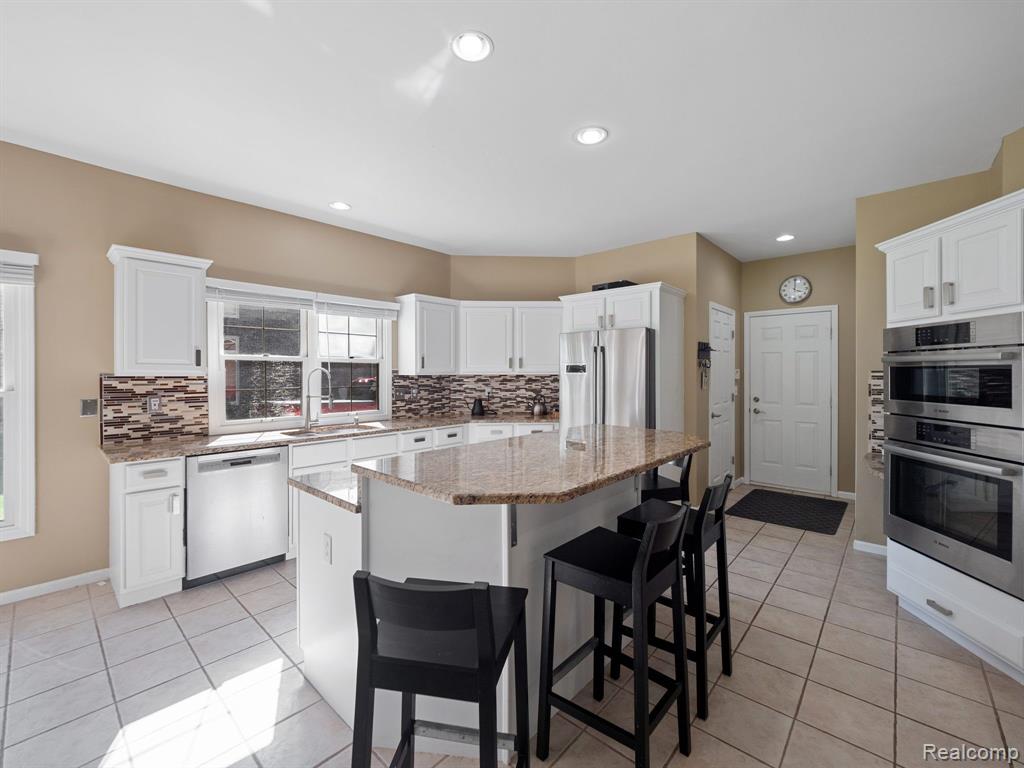 7066 Kennesaw Road Canton, MI 48187 - Photo 26 of 81