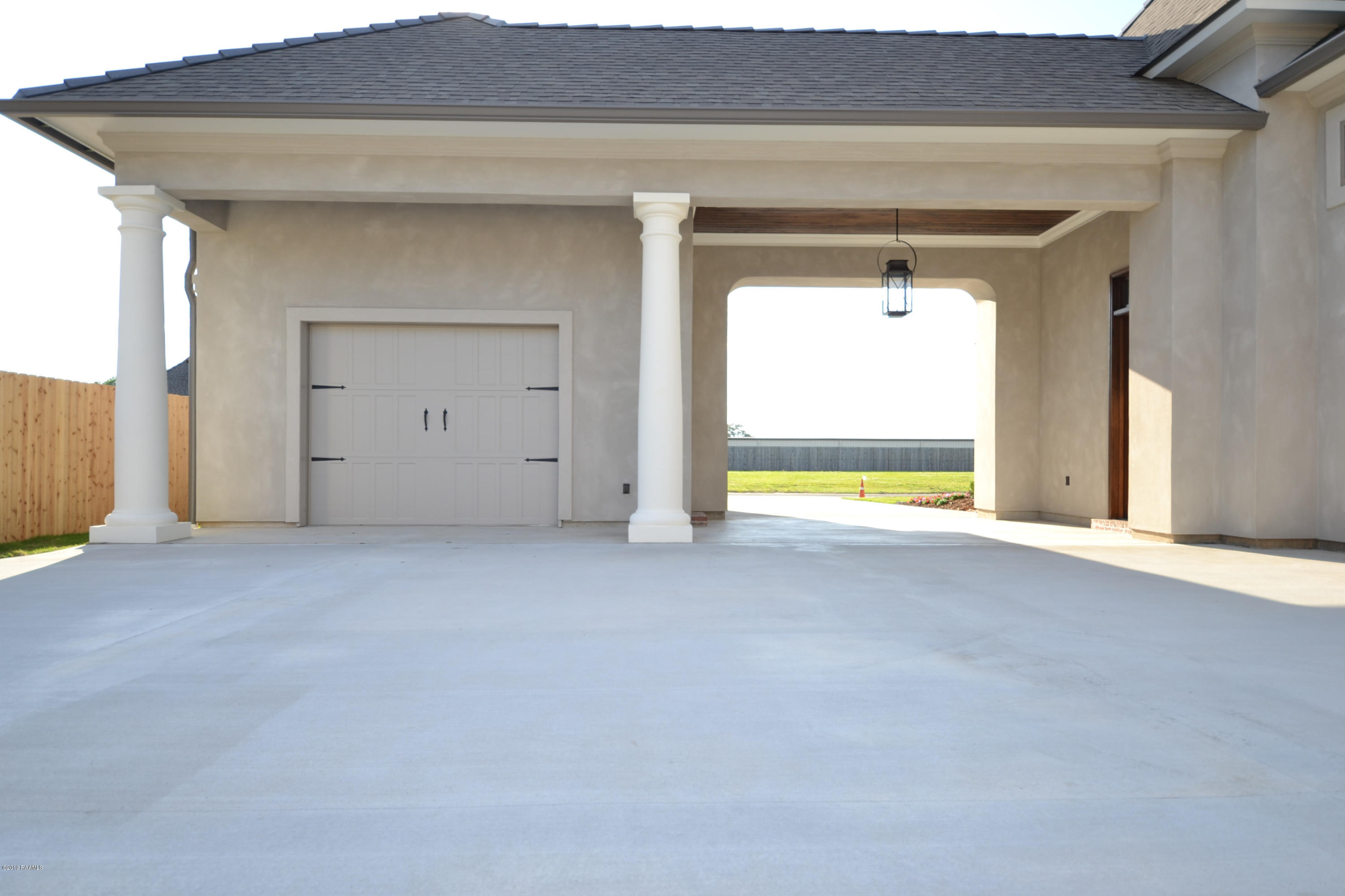 102 Rue De La Rochelle Broussard, LA 70518 - Photo 10 of 50 Gallery Image 10