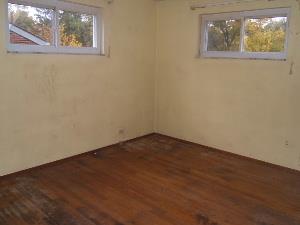 2076 Noblestown Road Pittsburgh, PA 15205 - Photo 9 of 25 Bedroom.