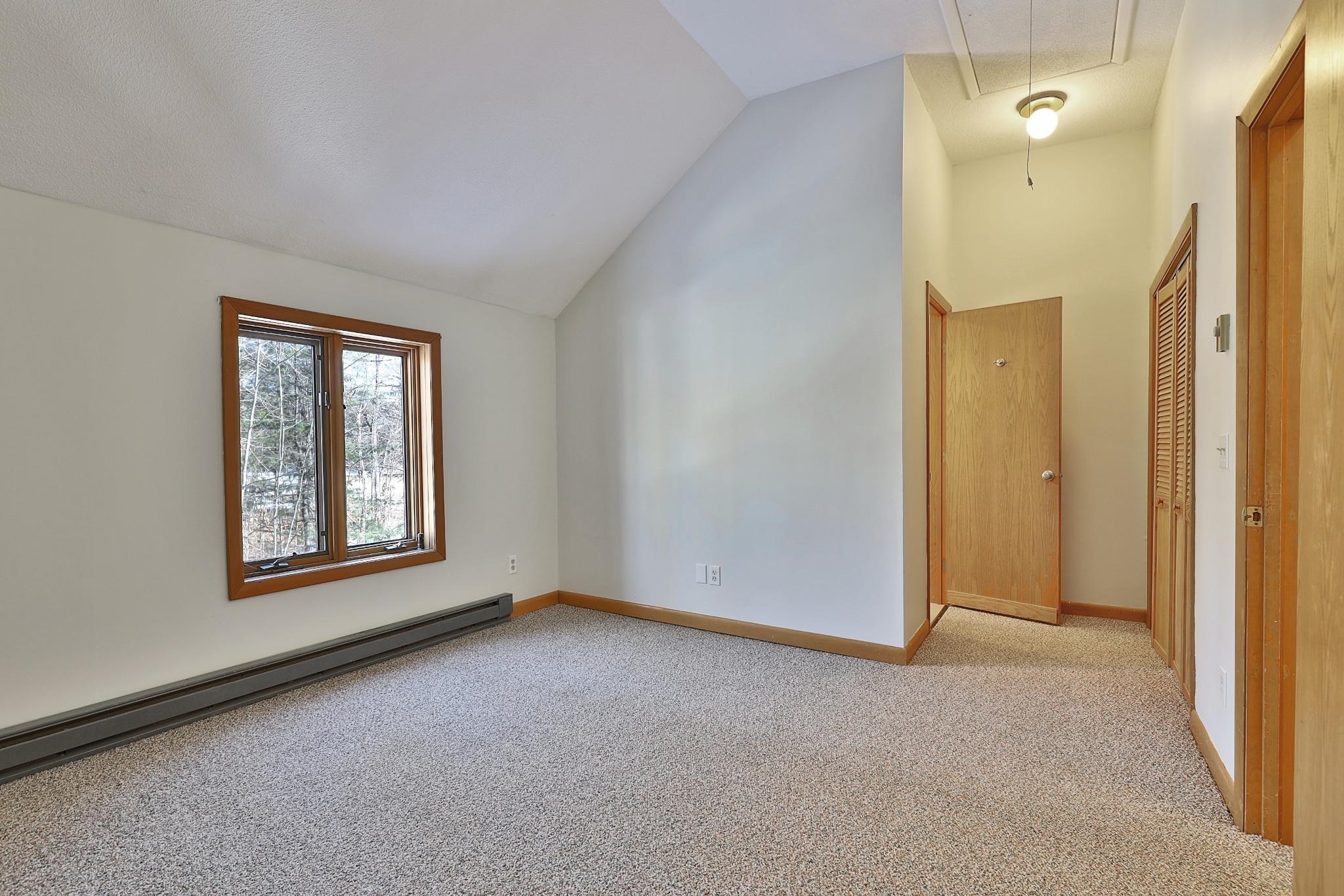 595 Main Street Chester, VT 05143 - Photo 25 of 40