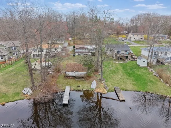 $545,000 | 40 East Shore Drive, Newton, NJ 07860