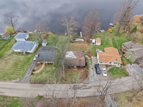 $545,000 | 40 East Shore Drive, Newton, NJ 07860