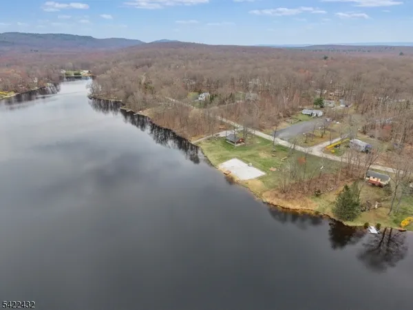 $545,000 | 40 East Shore Drive, Newton, NJ 07860