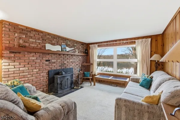 a view of a livingroom with furniture