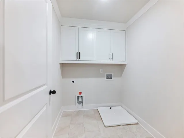 $722,900 | 4437 Hosch Reserve Drive, Buford, GA 30519