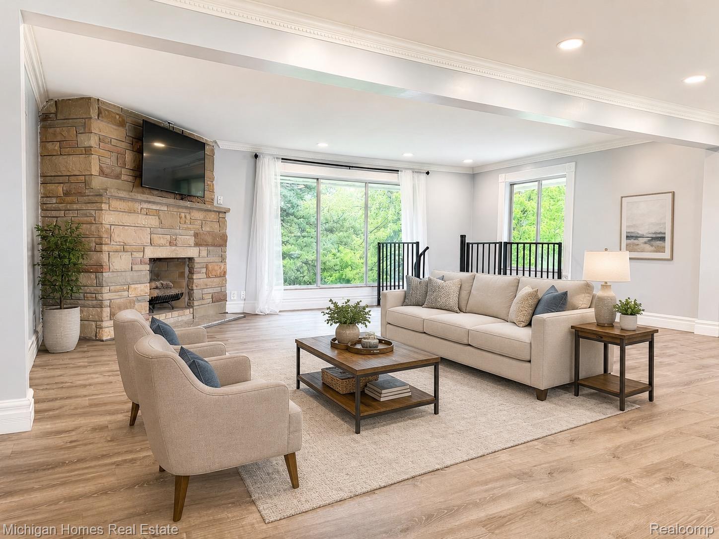 8089 North Holly Road Grand Blanc, MI 48439 - Photo 2 of 31