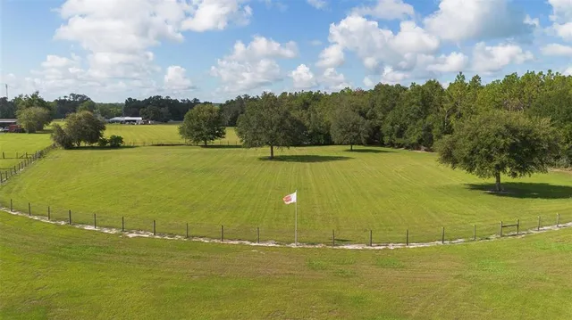 $450,000 | 42415 Big Oak Road, Altoona, FL 32702