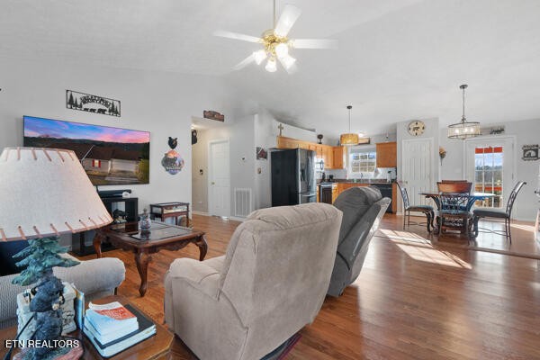 5110 Morganton Road Greenback, TN 37742 - Photo 13 of 34