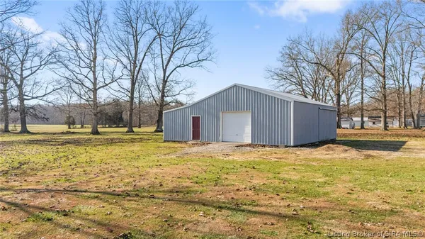 $125,000 | 10611 West State Road 56, Lexington, IN 47138