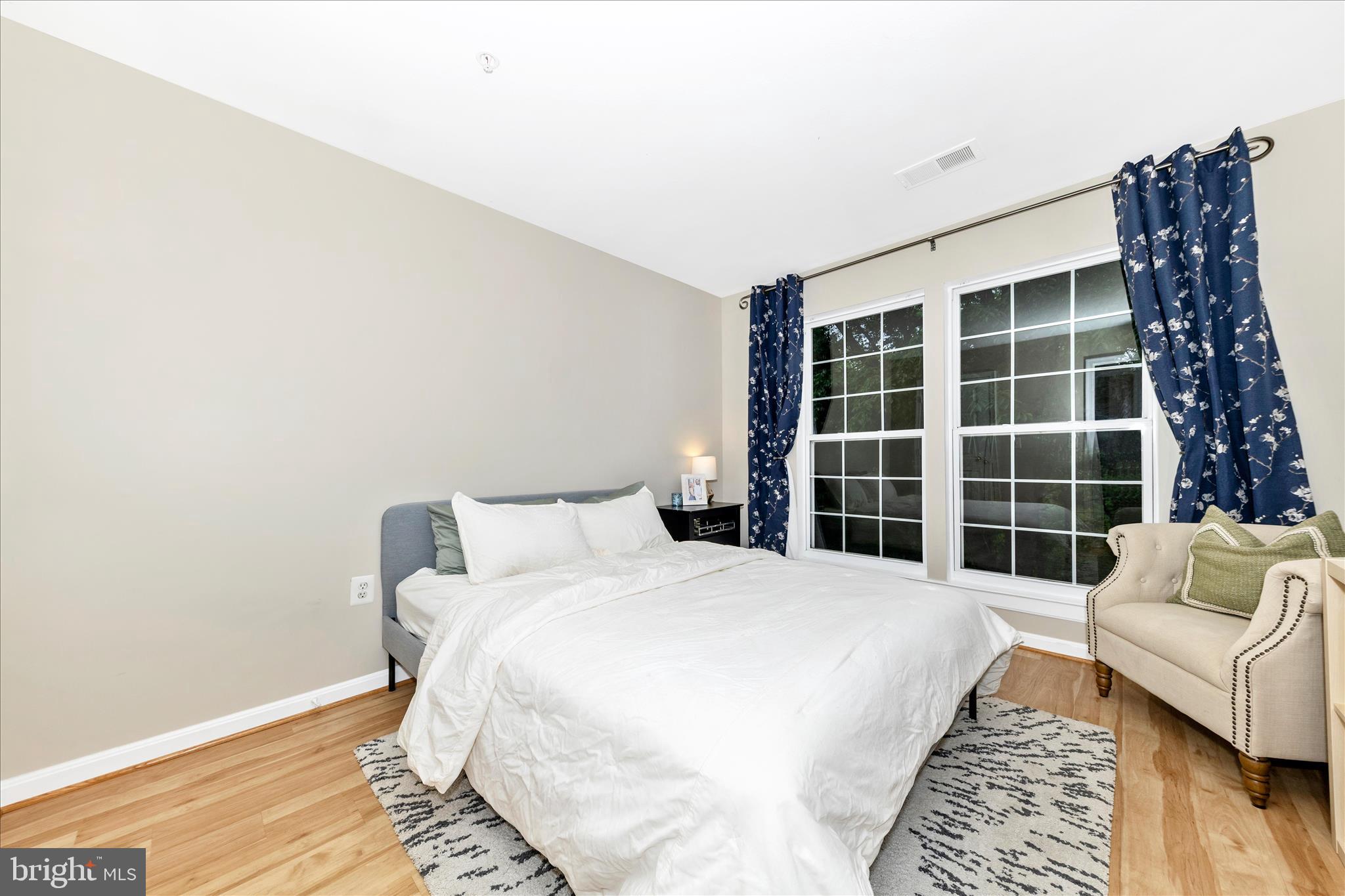 12012 Amber Ridge Circle, Unit B103 Germantown, MD 20876 - Photo 24 of 39 Bedroom 3