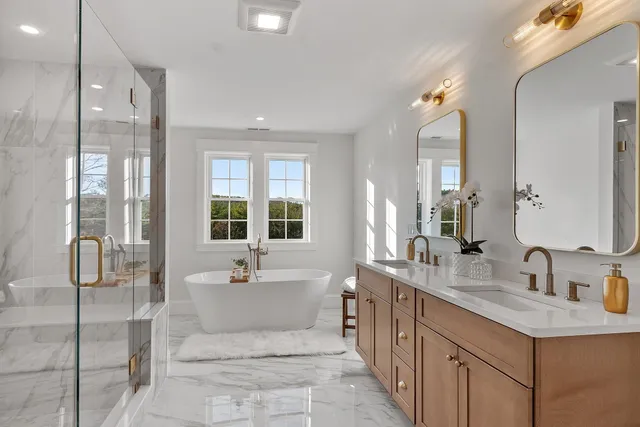 $1,879,500 | 18 Sprague Mill Road, Bedford, NH 03110