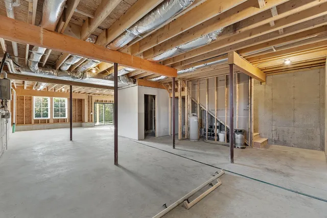 $1,879,500 | 18 Sprague Mill Road, Bedford, NH 03110