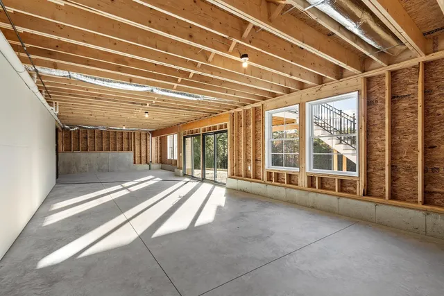 $1,879,500 | 18 Sprague Mill Road, Bedford, NH 03110