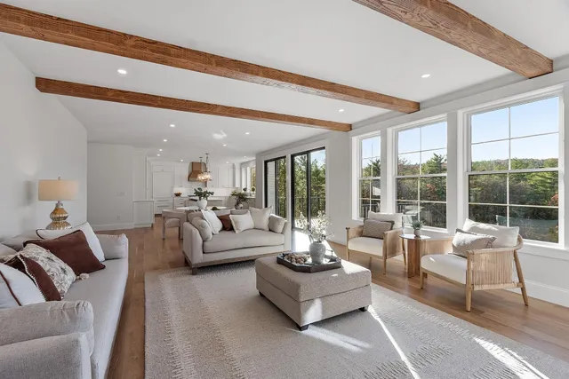 $1,879,500 | 18 Sprague Mill Road, Bedford, NH 03110