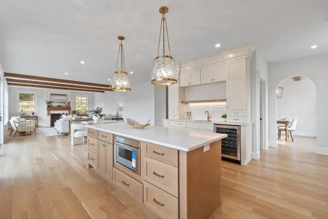 $1,879,500 | 18 Sprague Mill Road, Bedford, NH 03110