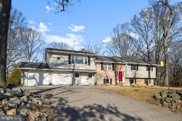 $750,000 | 876 Shore Acres Road, Arnold, MD 21012