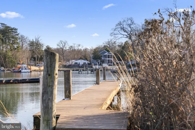 $750,000 | 876 Shore Acres Road, Arnold, MD 21012