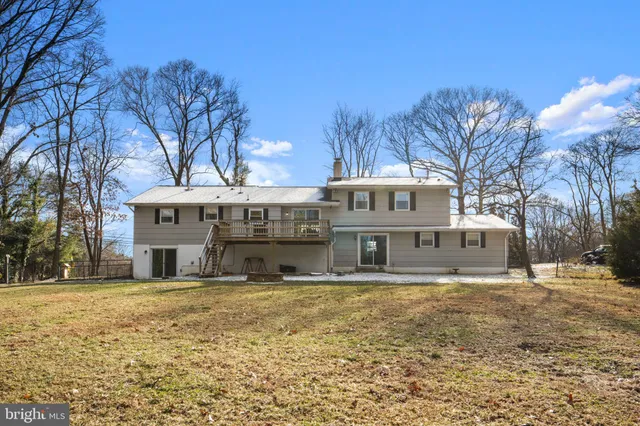 $750,000 | 876 Shore Acres Road, Arnold, MD 21012