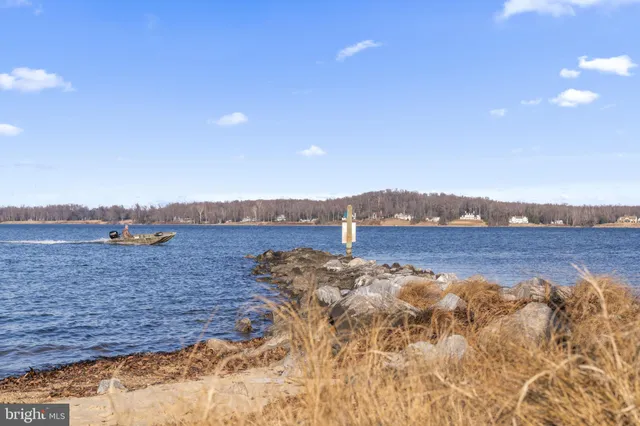 $750,000 | 876 Shore Acres Road, Arnold, MD 21012