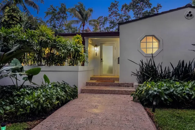 $2,450,000 | 9105 Northeast 5th Avenue, Miami Shores, FL 33138