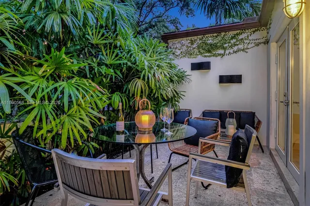 $2,450,000 | 9105 Northeast 5th Avenue, Miami Shores, FL 33138